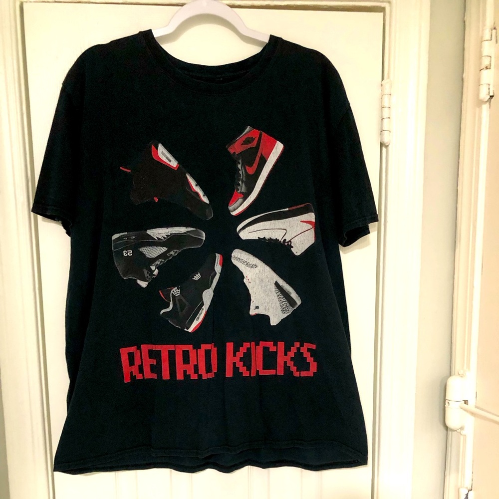Vintage Jordan Retro kicks Black Graphic T-Shirt